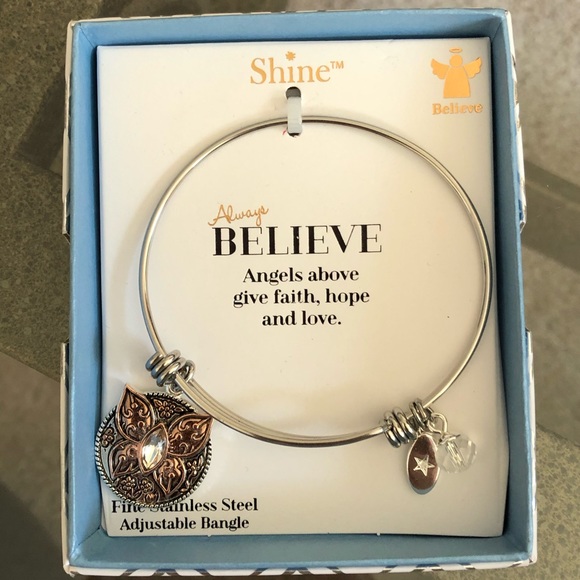 Butterfly Bracelet - Adjustable Stainless Steel - Picture 3 of 4